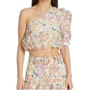 En Saison one shoulder top. Size M